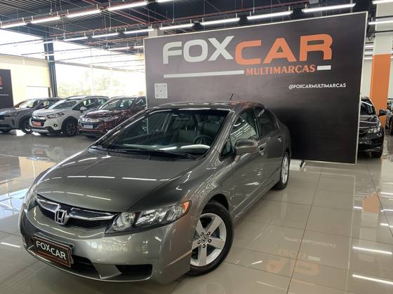 HONDA CIVIC 1.8 LXS 16V FLEX 4P AUTOMÁTICO HONDA CIVIC 1.8 LXS 16V FLEX 4P AUTOMÁTICO